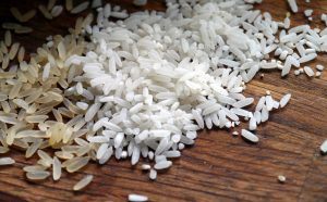 Basmati, jaśminowy czy dziki? Czym wyróżniają się poszczególne odmiany ryżu